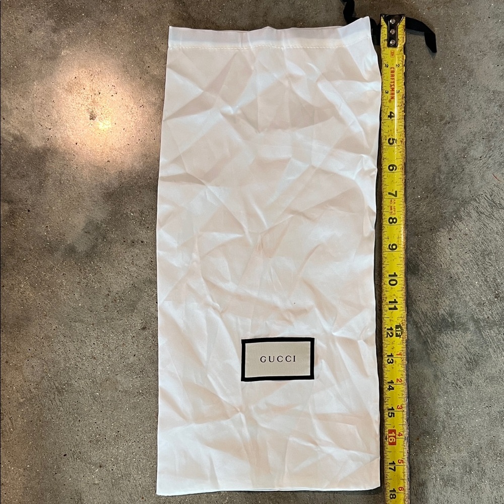 Authentic Gucci White Women's Skirt Dust Bag with Logo